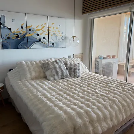 3 Pieces Pieds Dans L 'eau Front De Sur La Cote D'azur