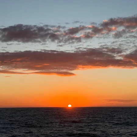 3 Pieces Pieds Dans L 'eau Front De Sur La Cote D'azur Lejlighed *